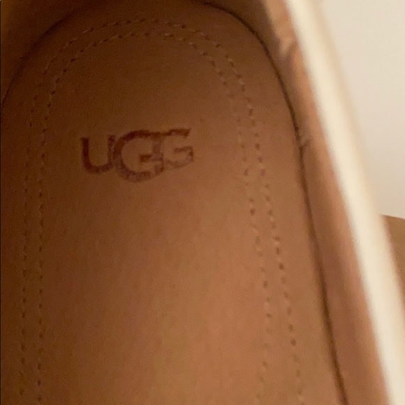 UGG driving shoe - Picture 3 of 14